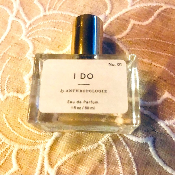 Anthropologie Accessories - ANTHRO EAU de PARFUM
